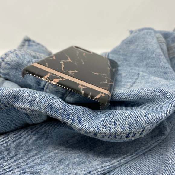 iPhone 7/8 Case NEW Black Gold Marble Print Cover - Picture 2 of 5